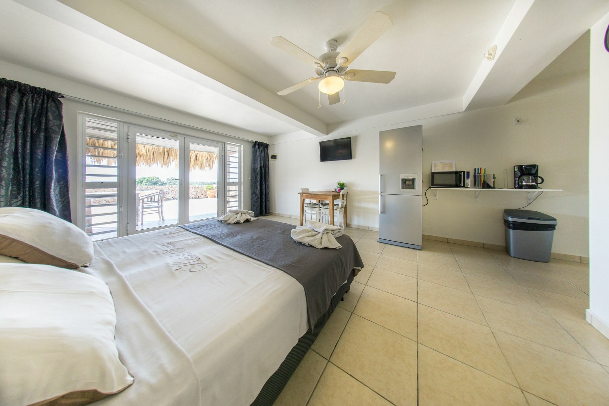 קרלנדיק Hillside Resort Bonaire מראה חיצוני תמונה
