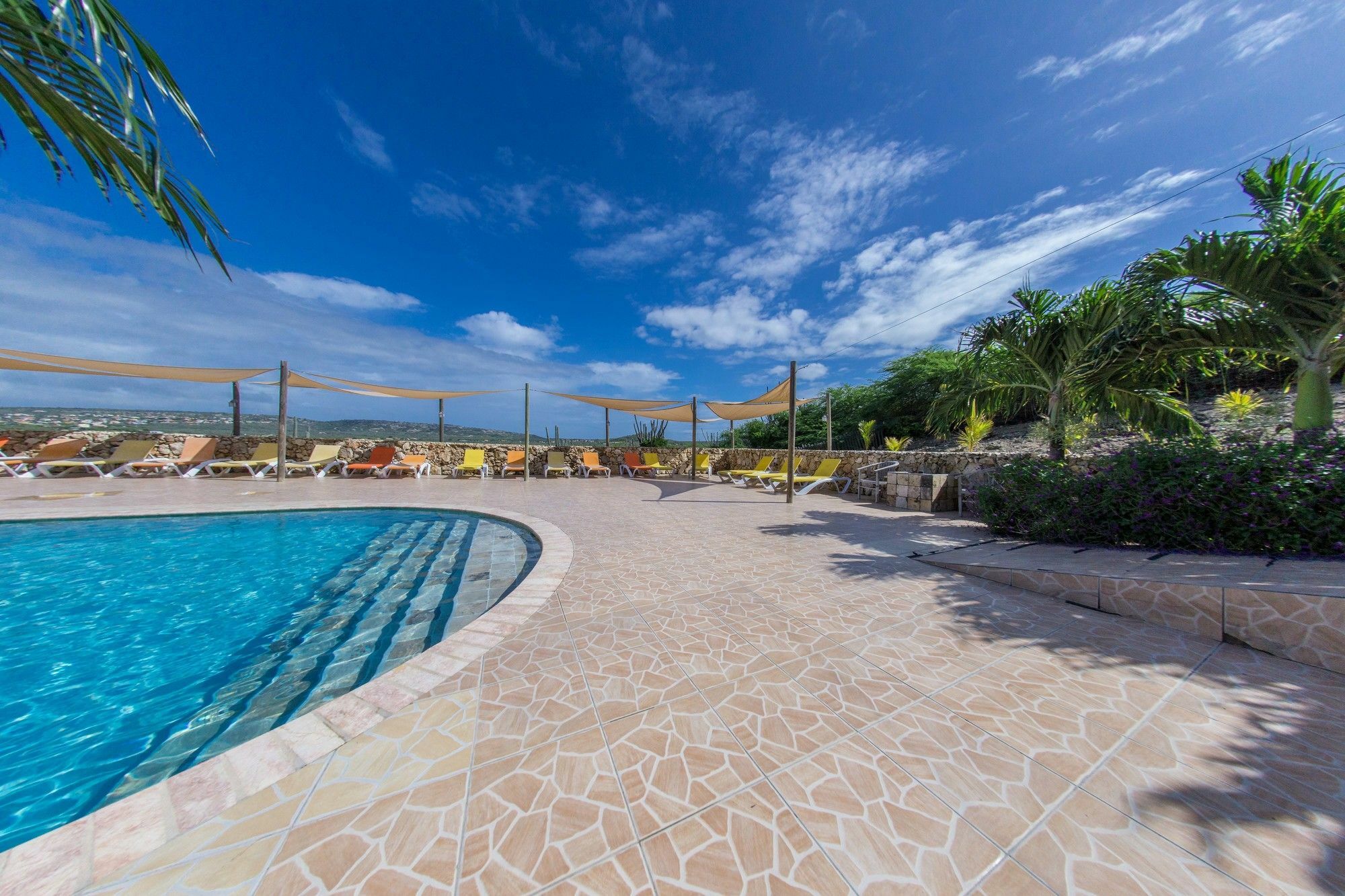 קרלנדיק Hillside Resort Bonaire מראה חיצוני תמונה