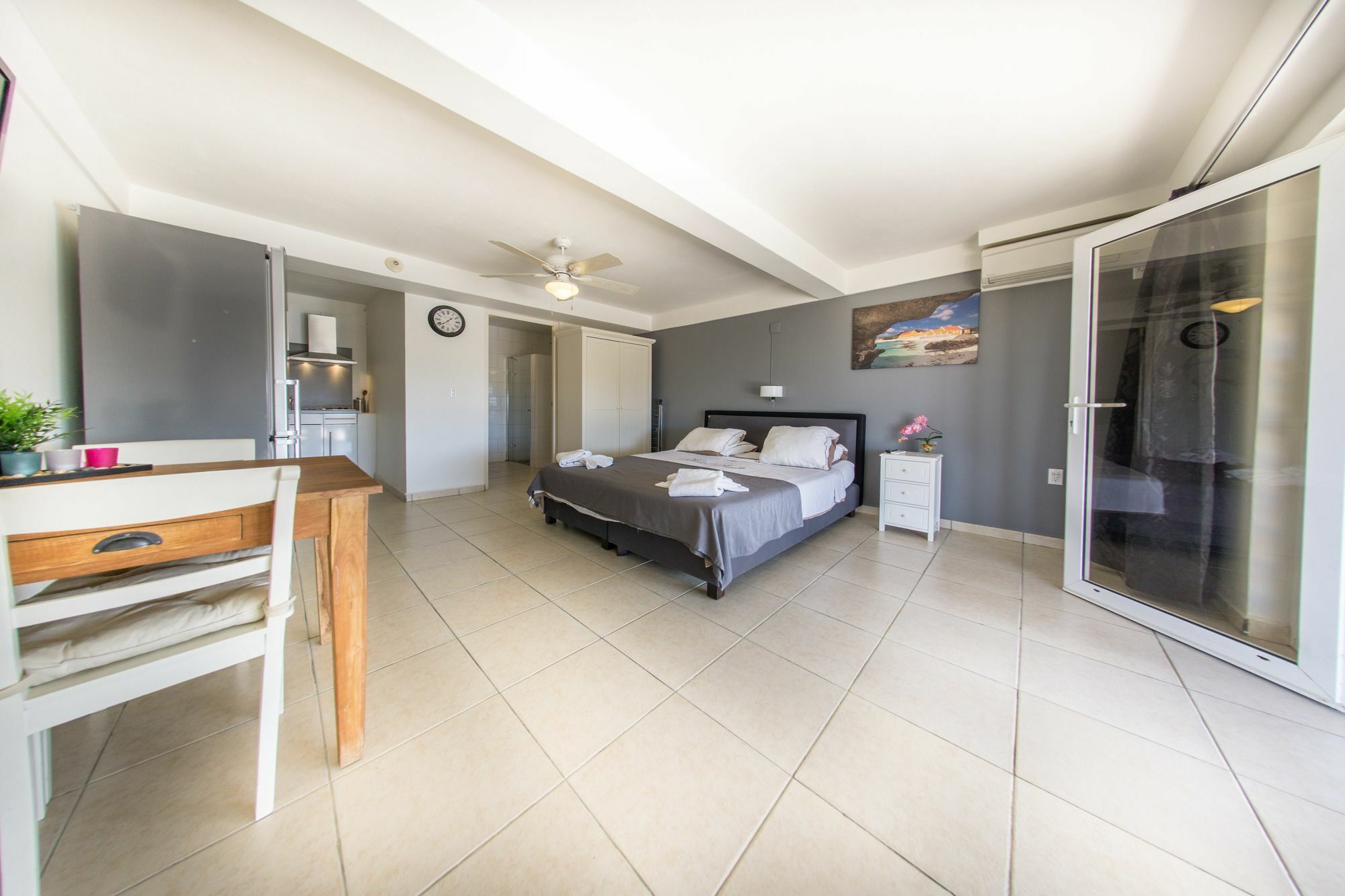 קרלנדיק Hillside Resort Bonaire מראה חיצוני תמונה