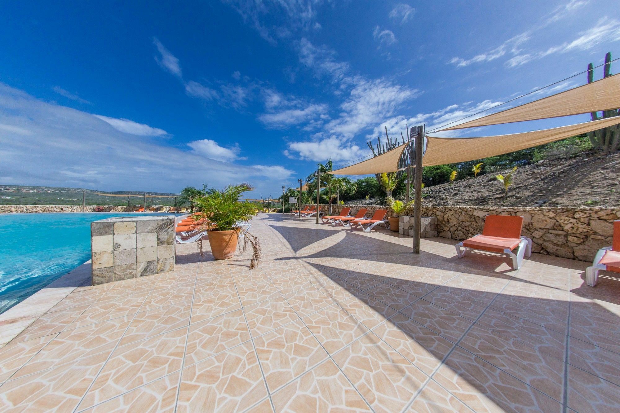 קרלנדיק Hillside Resort Bonaire מראה חיצוני תמונה