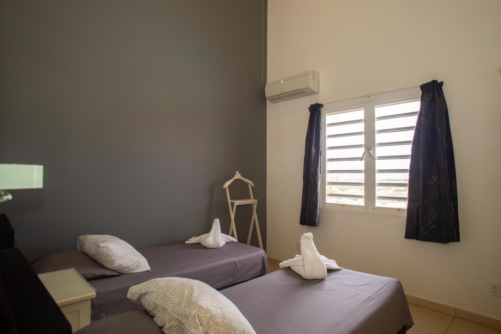 קרלנדיק Hillside Resort Bonaire מראה חיצוני תמונה