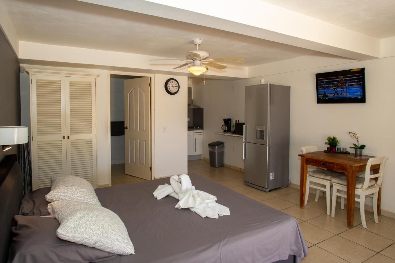 קרלנדיק Hillside Resort Bonaire מראה חיצוני תמונה
